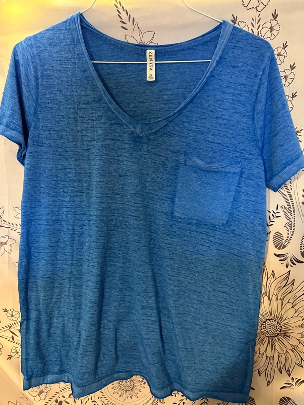 Zenana Outfitters Blue Scoop Neck Tee